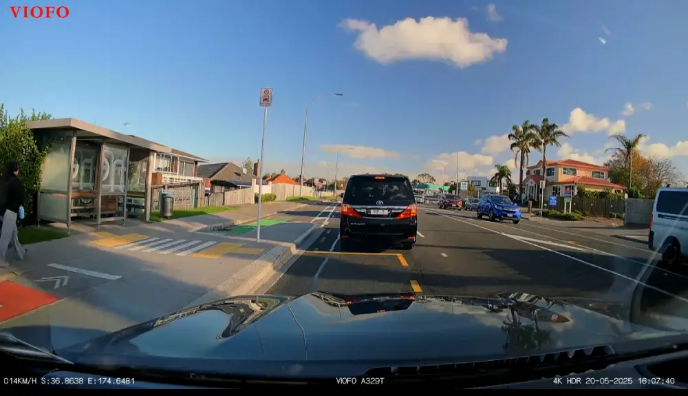 تسجيل الكاميرا الأمامية Viofo 329T